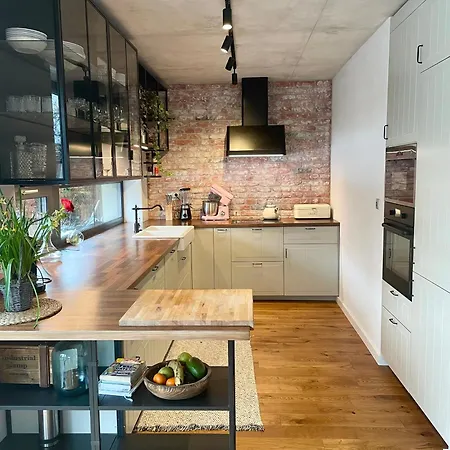 Katarina With Jacuzzi ヴィラ *