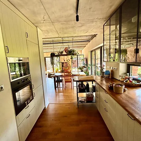 Вилла Katarina With Jacuzzi Липтовски-Микулаш