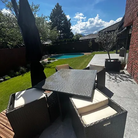 Katarina With Heated Pool Villa