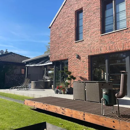 Katarina With Jacuzzi Villa