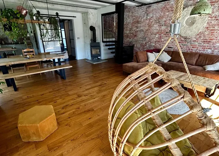 Katarina With Jacuzzi Villa