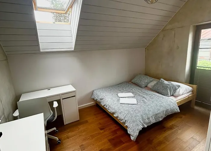 Katarina With Jacuzzi *